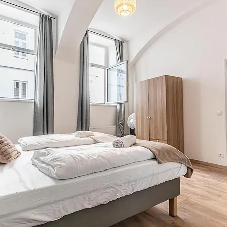 Kingbed 1Br Central Apt With Ensuite Washer & Smart Tv Vídeň Exteriér fotografie
